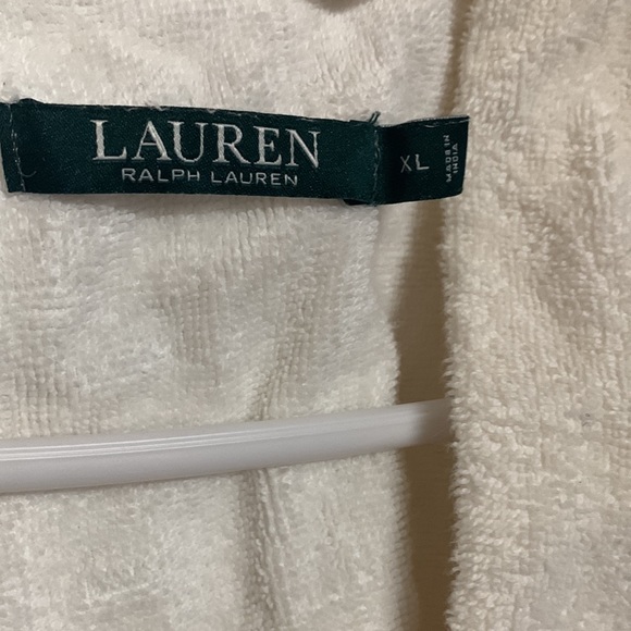 Pre loved bath robe - Picture 3 of 3